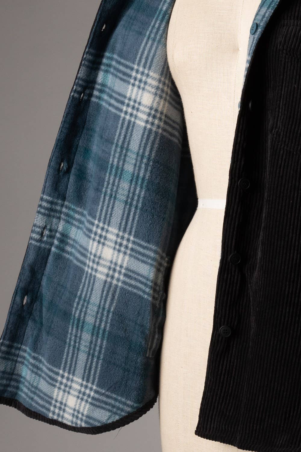 I-FS8208-Reversible corduroy button down jacket