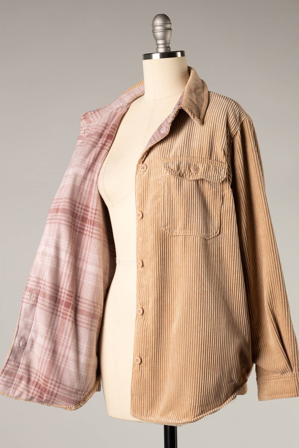I-FS8208-Reversible corduroy button down jacket