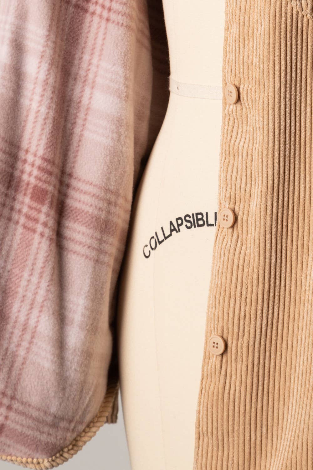I-FS8208-Reversible corduroy button down jacket