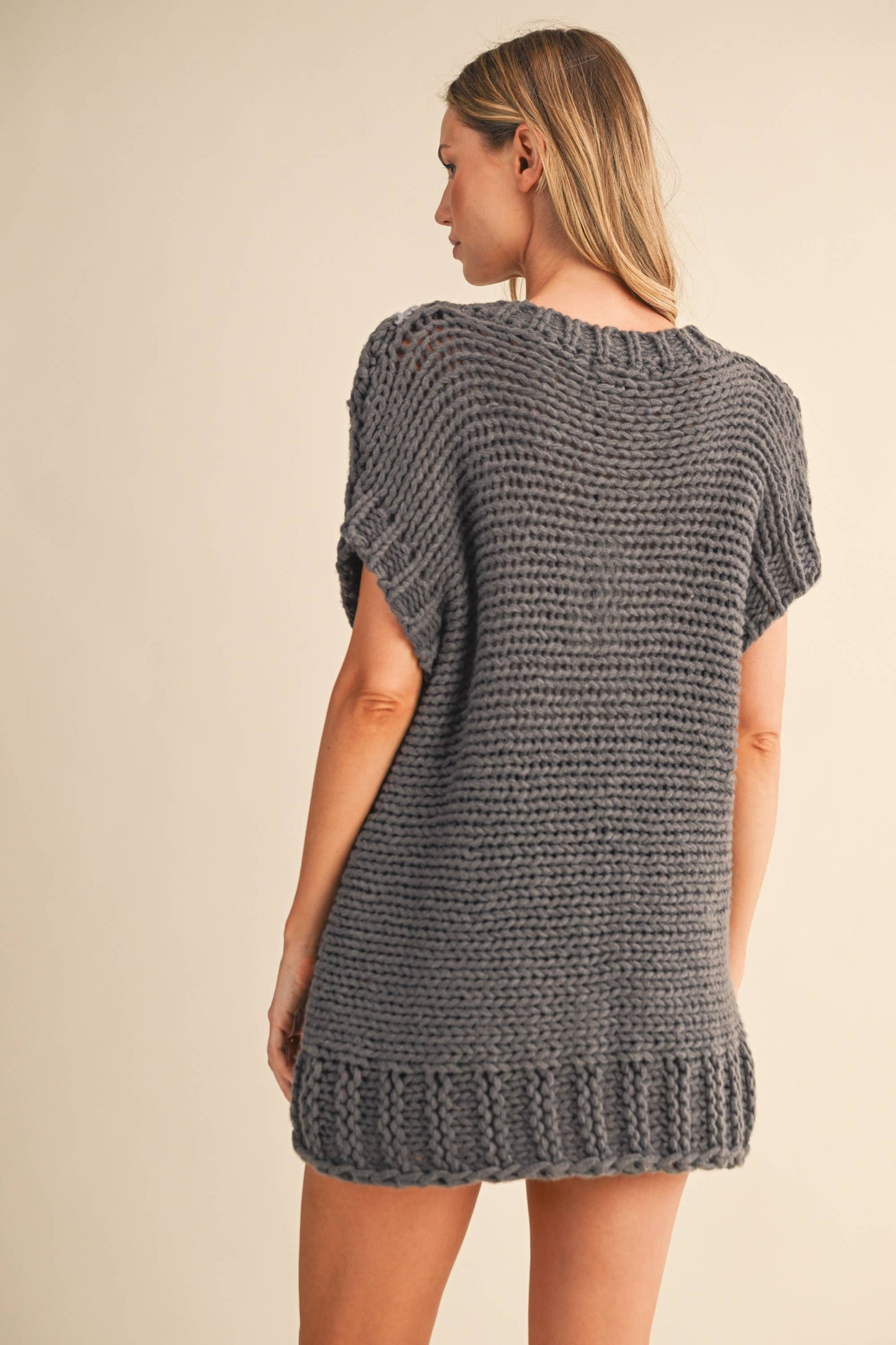 V-NECK CHINKY KNIT SWEATER VEST TUNIC